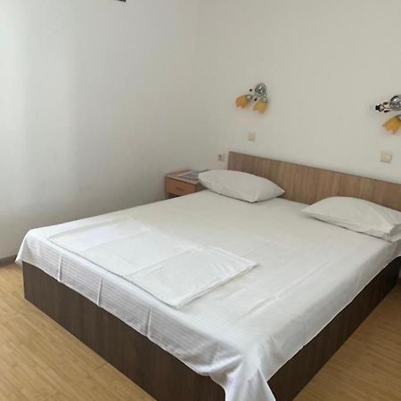 Hotel Vila George Costinesti Zewnętrze zdjęcie