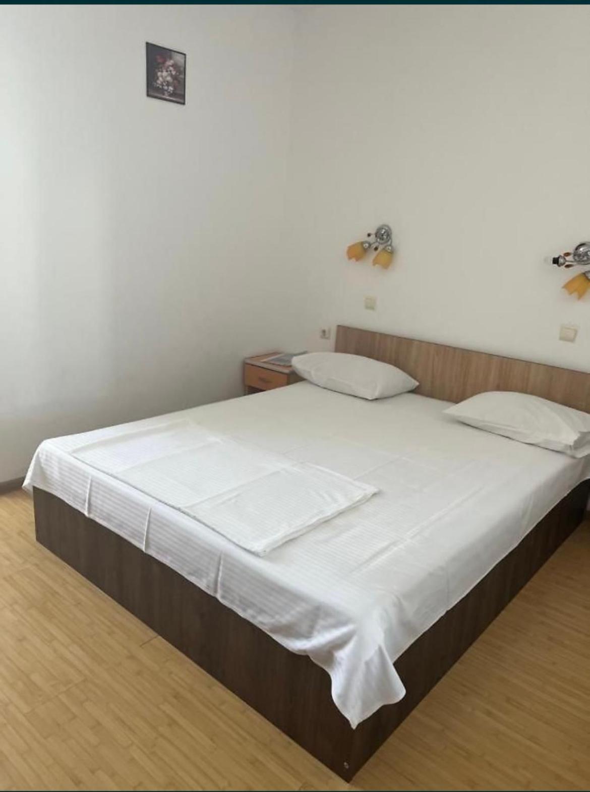 Hotel Vila George Costinesti Zewnętrze zdjęcie